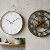 Horloge murale silencieuse ou mécanique : comment choisir ?