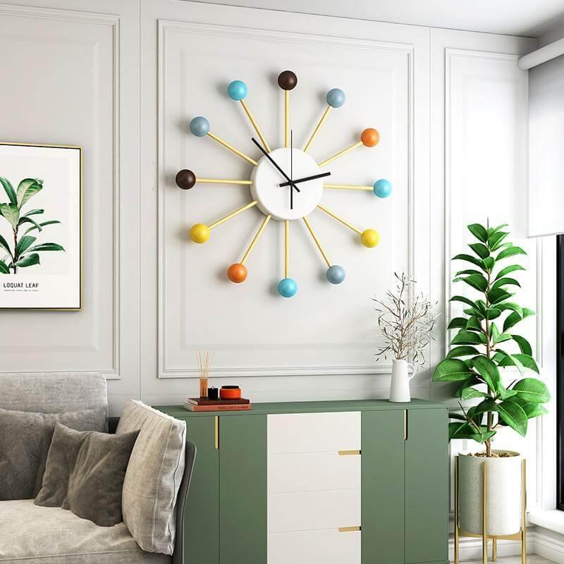 Horloge murale blanche et bois - Table resine epoxy