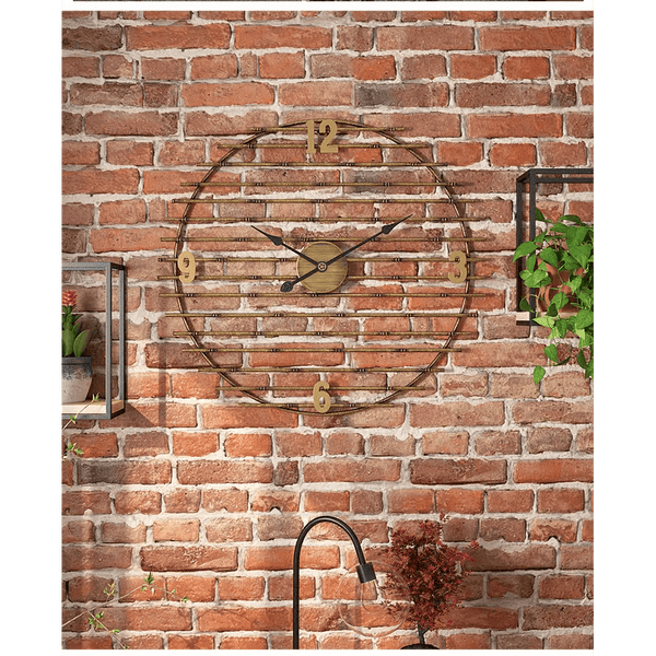 horloge en metal dore