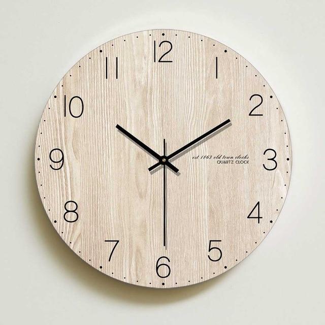 horloge bois clair