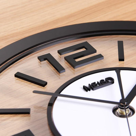 horloge design transparent