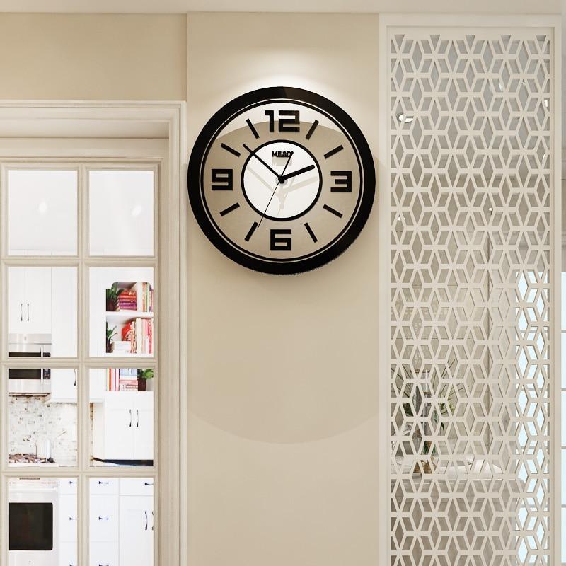 horloge design transparent