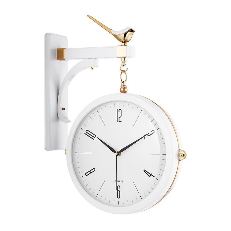 horloge double face moderne