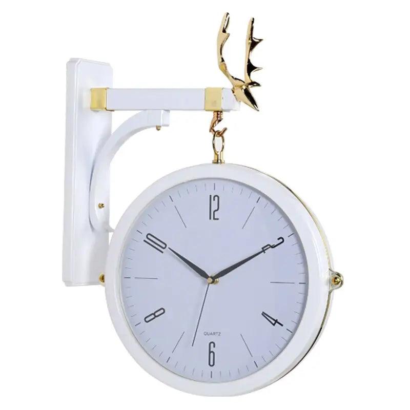 horloge double face moderne