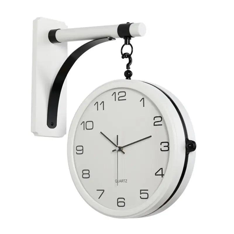 horloge double face decoration de salon