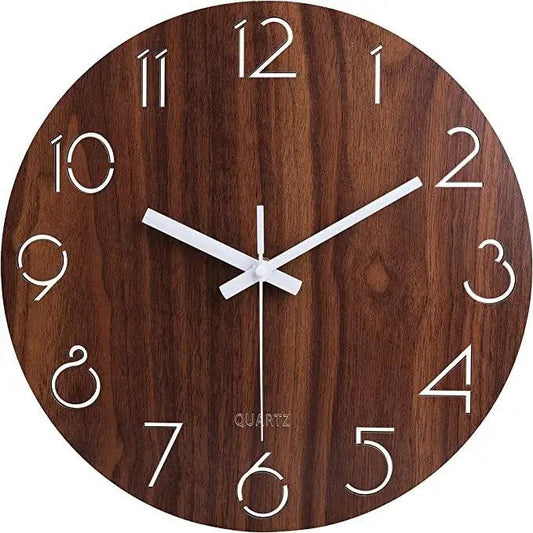 horloge en bois classique