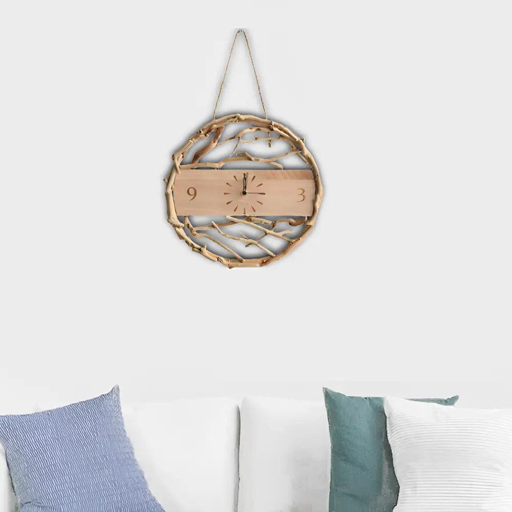 horloge decorative en bois moderne