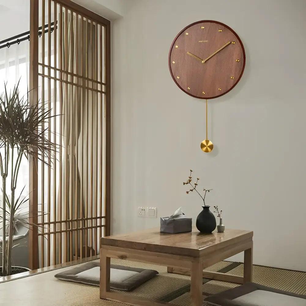 pendule en bois