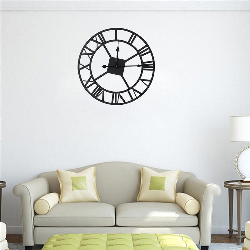 horloge industrielle noire