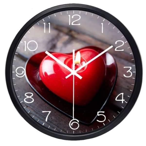 horloge moderne coeur