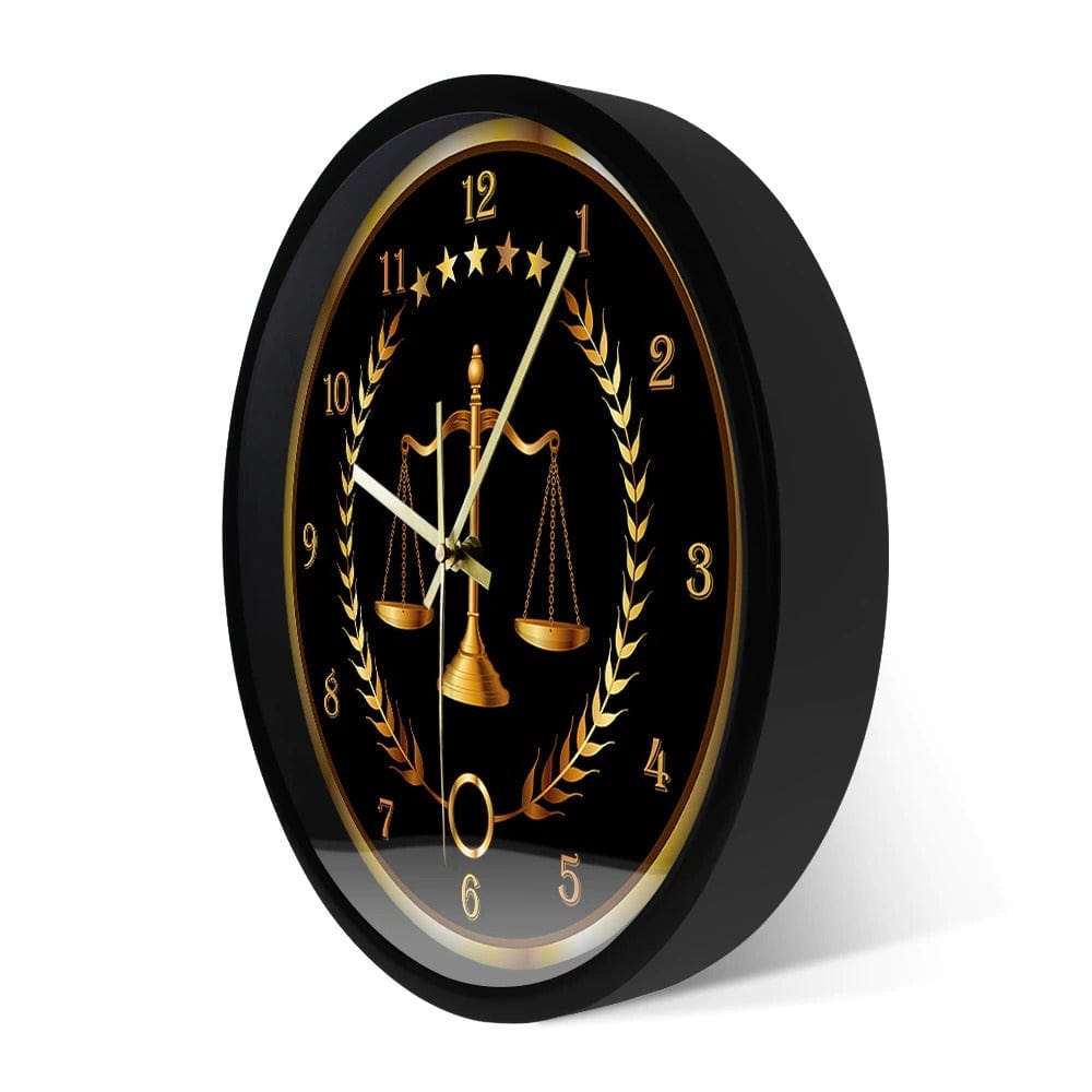 horloge design noir et or