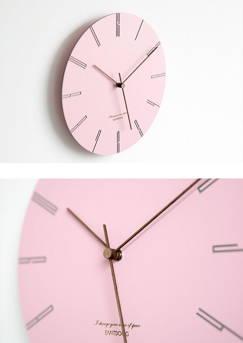 horloge scandinave pastel