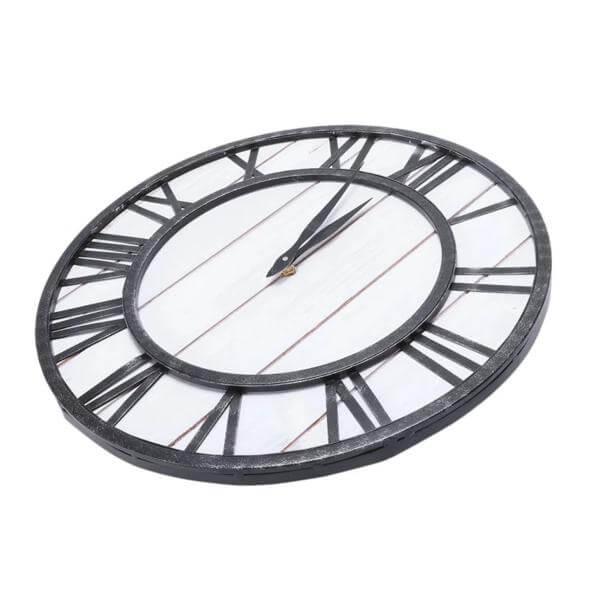 horloge chiffre romain bois