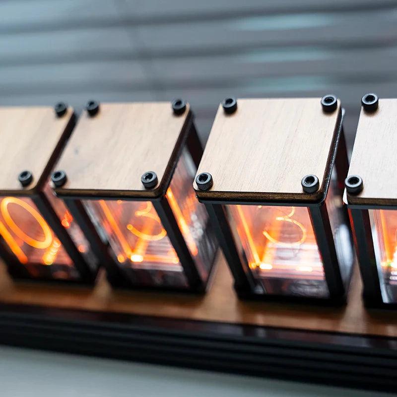 horloge nixie retro futuriste